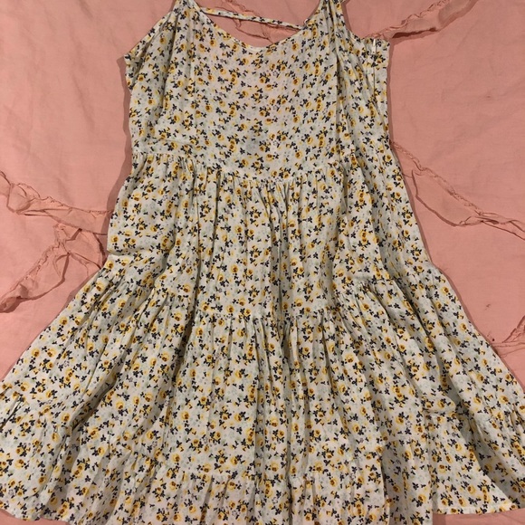 H&M Dresses & Skirts - dress